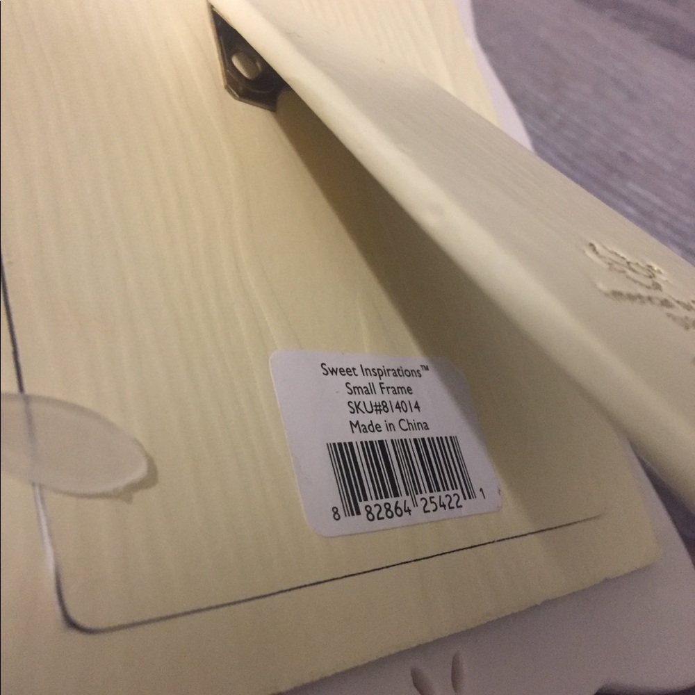 Cream Lenox Frame - Picture 4 of 5
